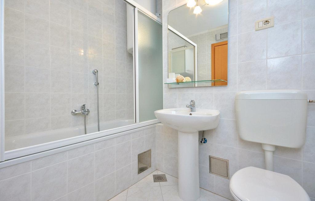 2 Bedroom In