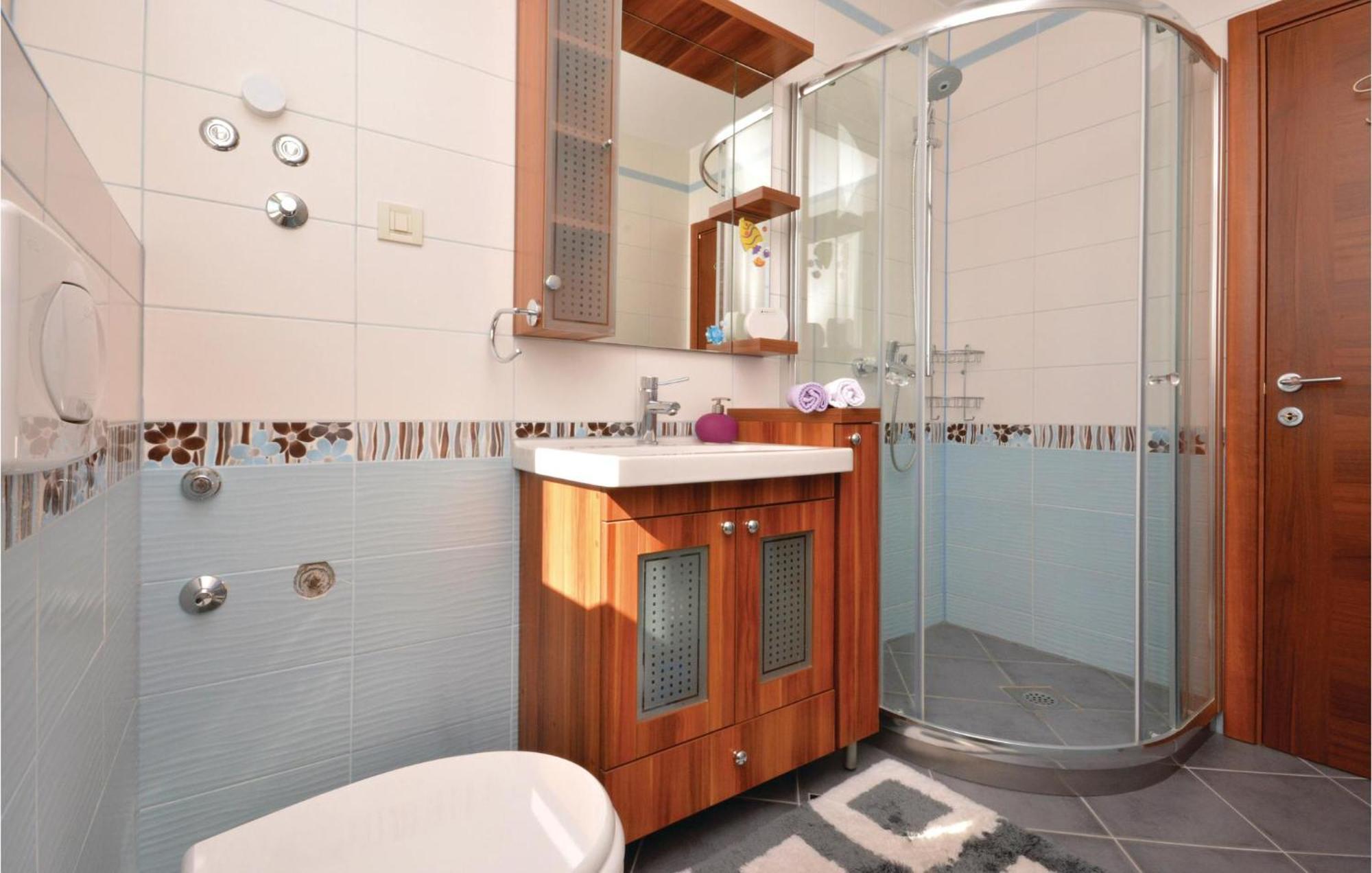 2 Bedroom In Split