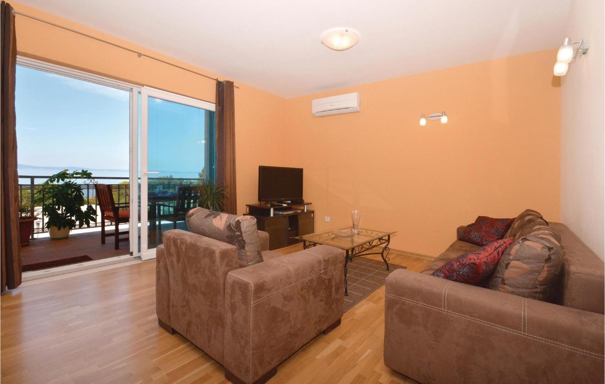 2 Bedroom In Split